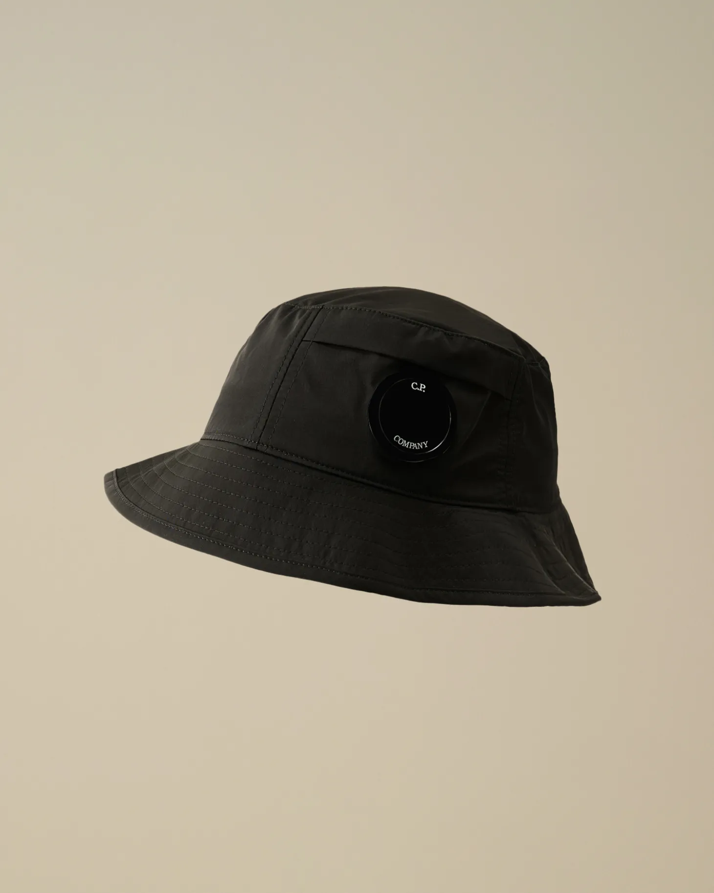 Chrome-R Bucket Hat<C.P. Company Best