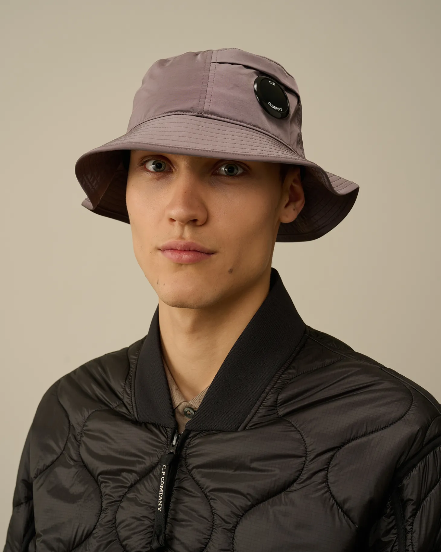 Chrome-R Bucket Hat<C.P. Company Best