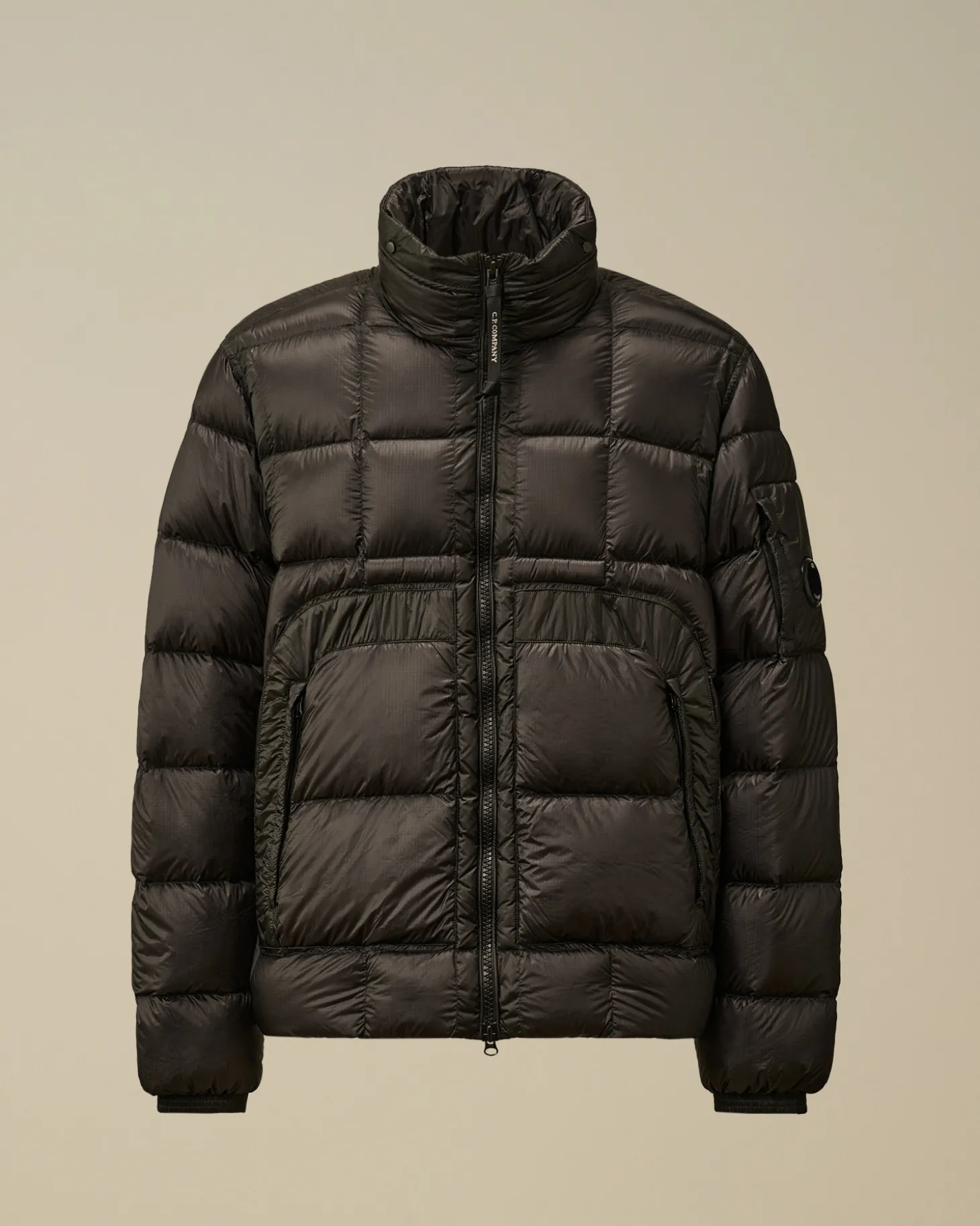 D.D. Shell Hooded Short Down Jacket<C.P. Company Shop