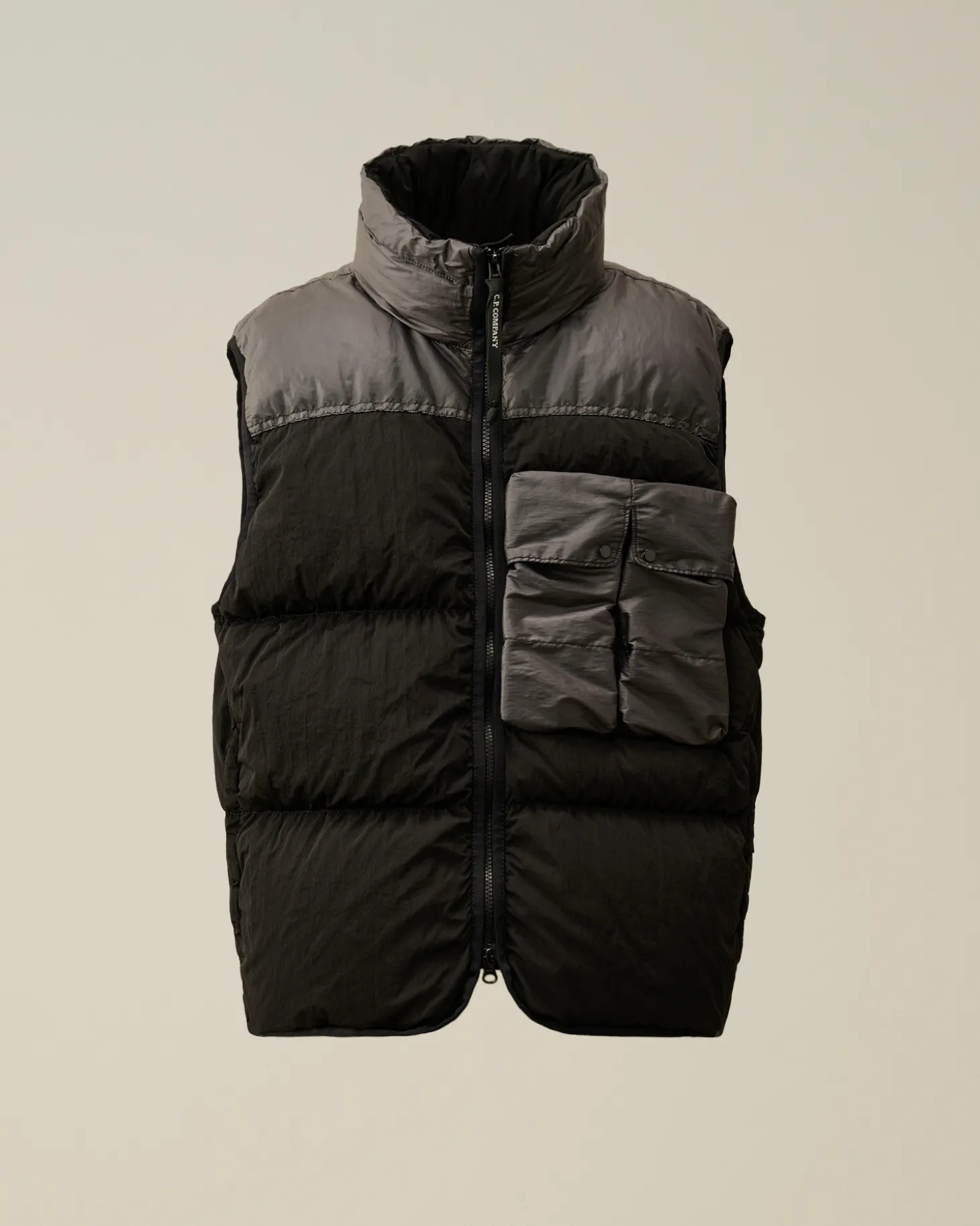 Eco Chrome-R Mixed Down Vest<C.P. Company Store