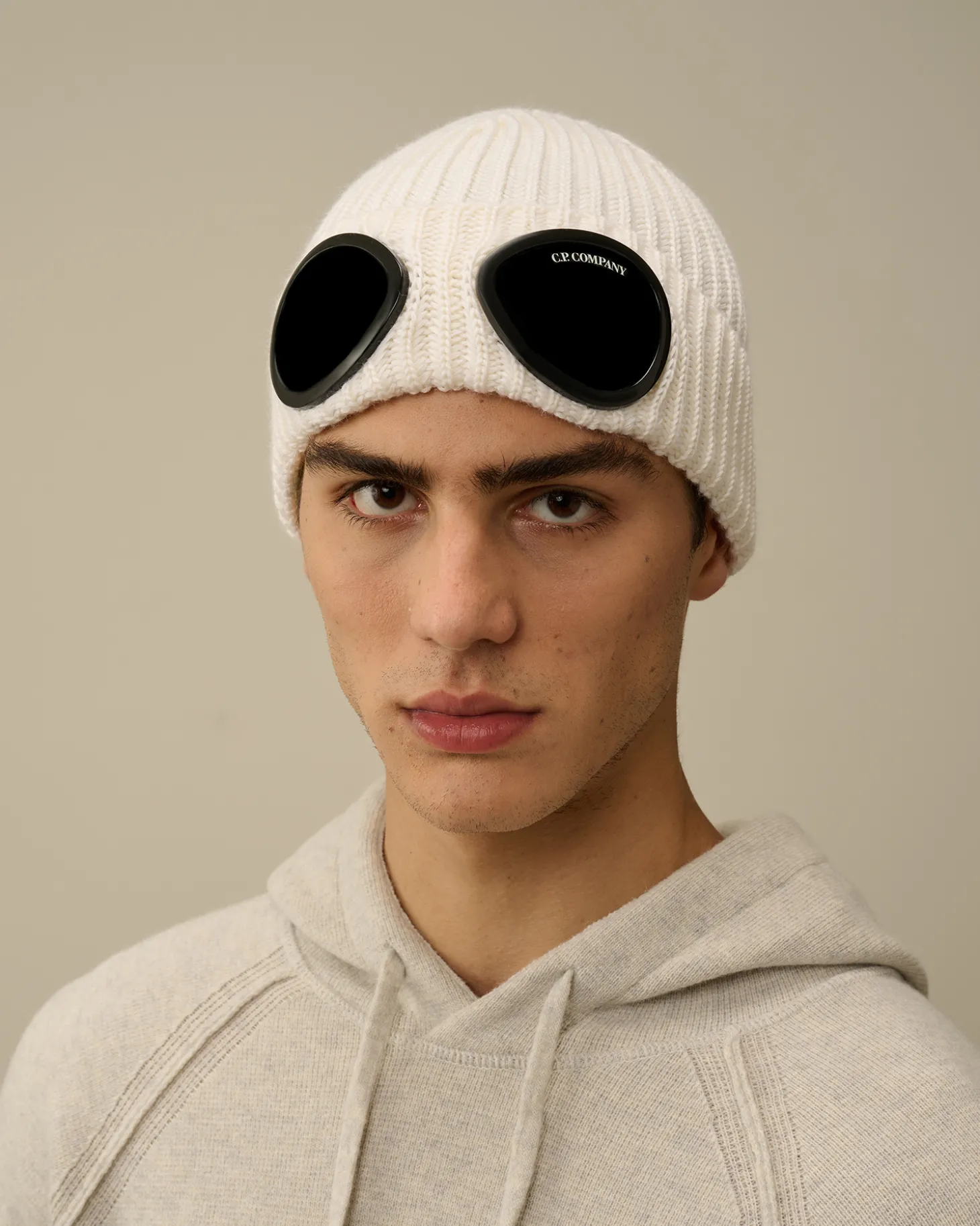 Extra Fine Merino Wool Goggle Beanie<C.P. Company Clearance