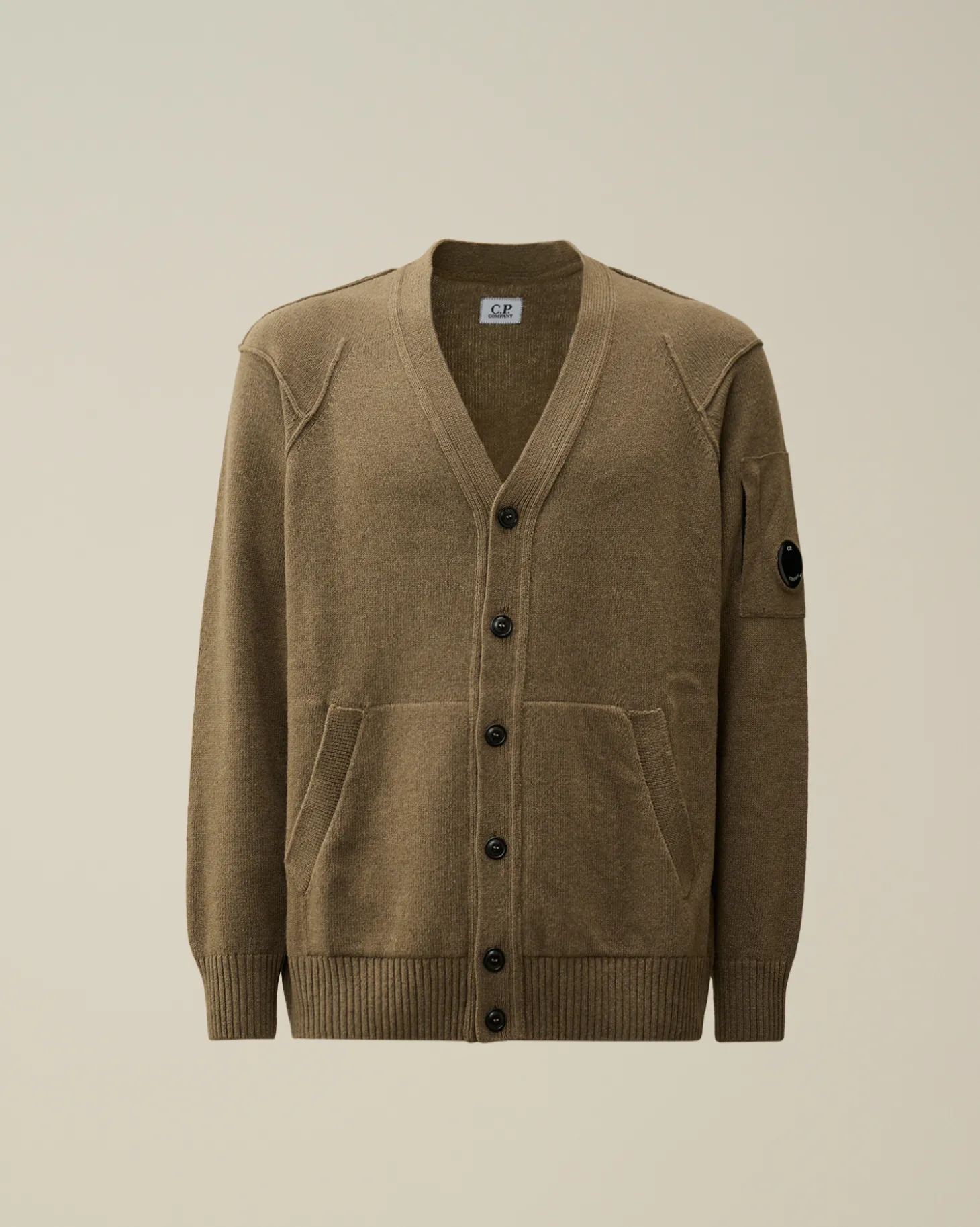 Lambswool GRS Buttoned Cardigan<C.P. Company Fashion