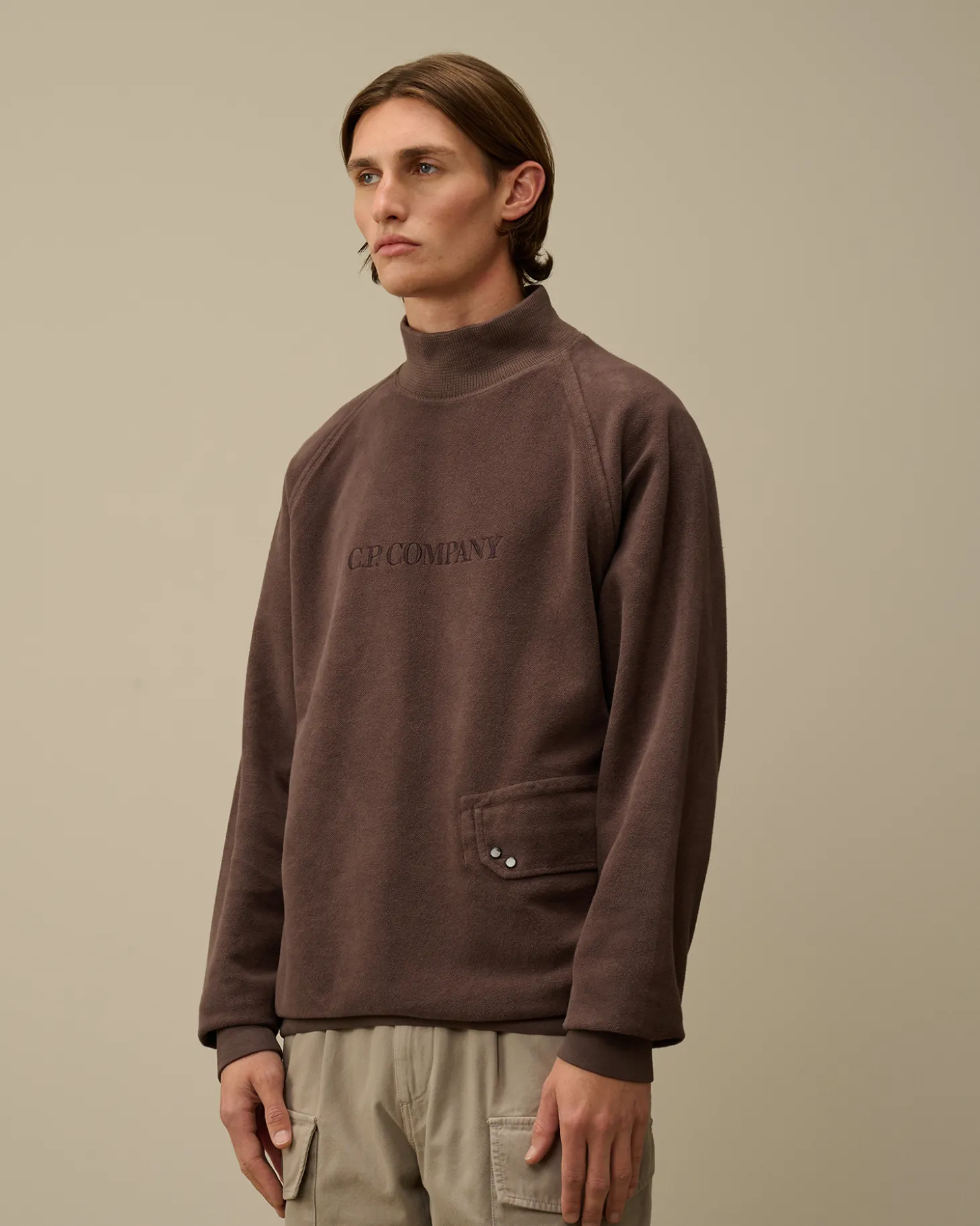 Reverse Brushed & Emerized Diagonal Fleece Funnel Neck Sweatshirt<C.P. Company Hot