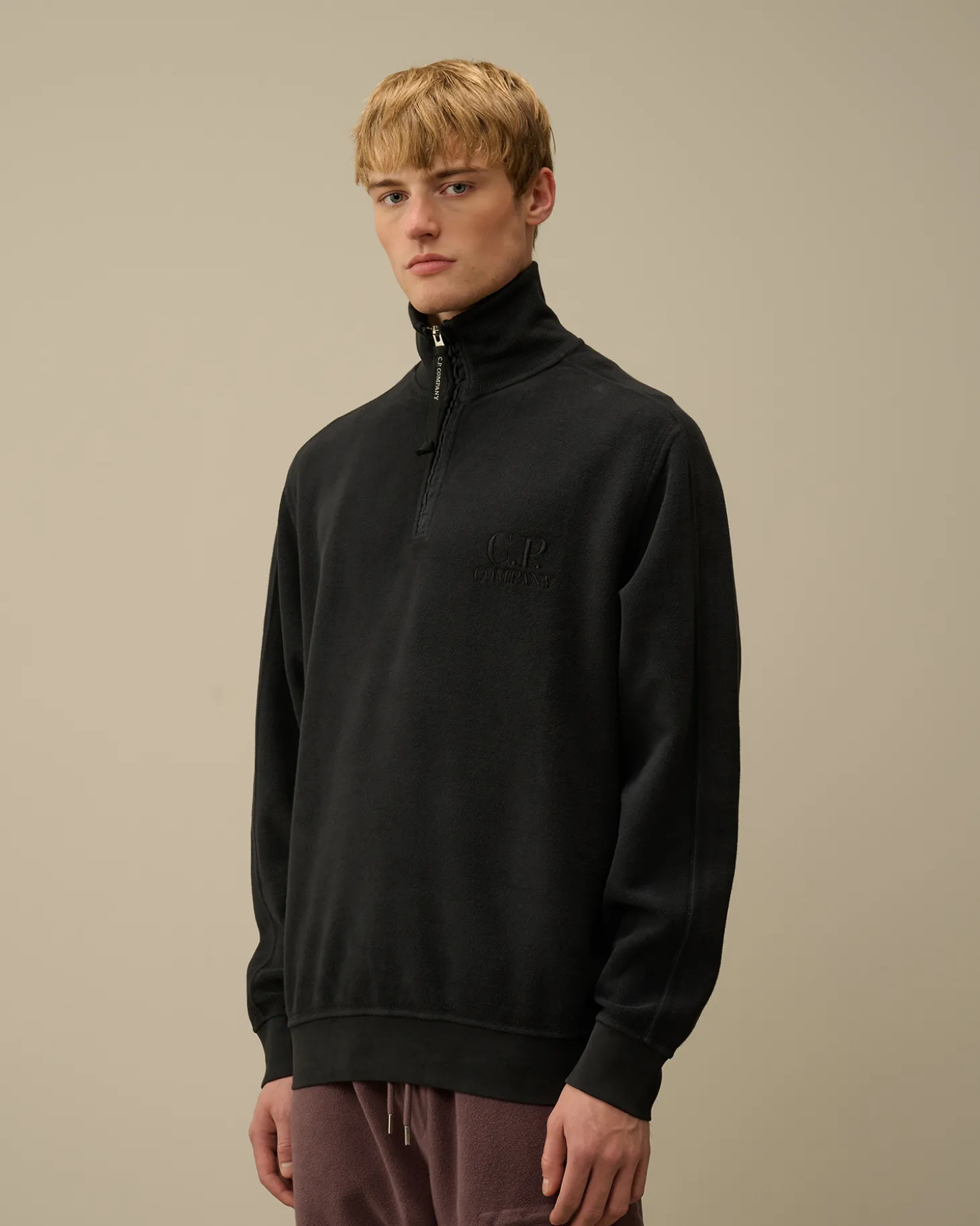 Reverse Brushed & Emerized Diagonal Fleece Half Zipped Sweatshirt<C.P. Company Clearance