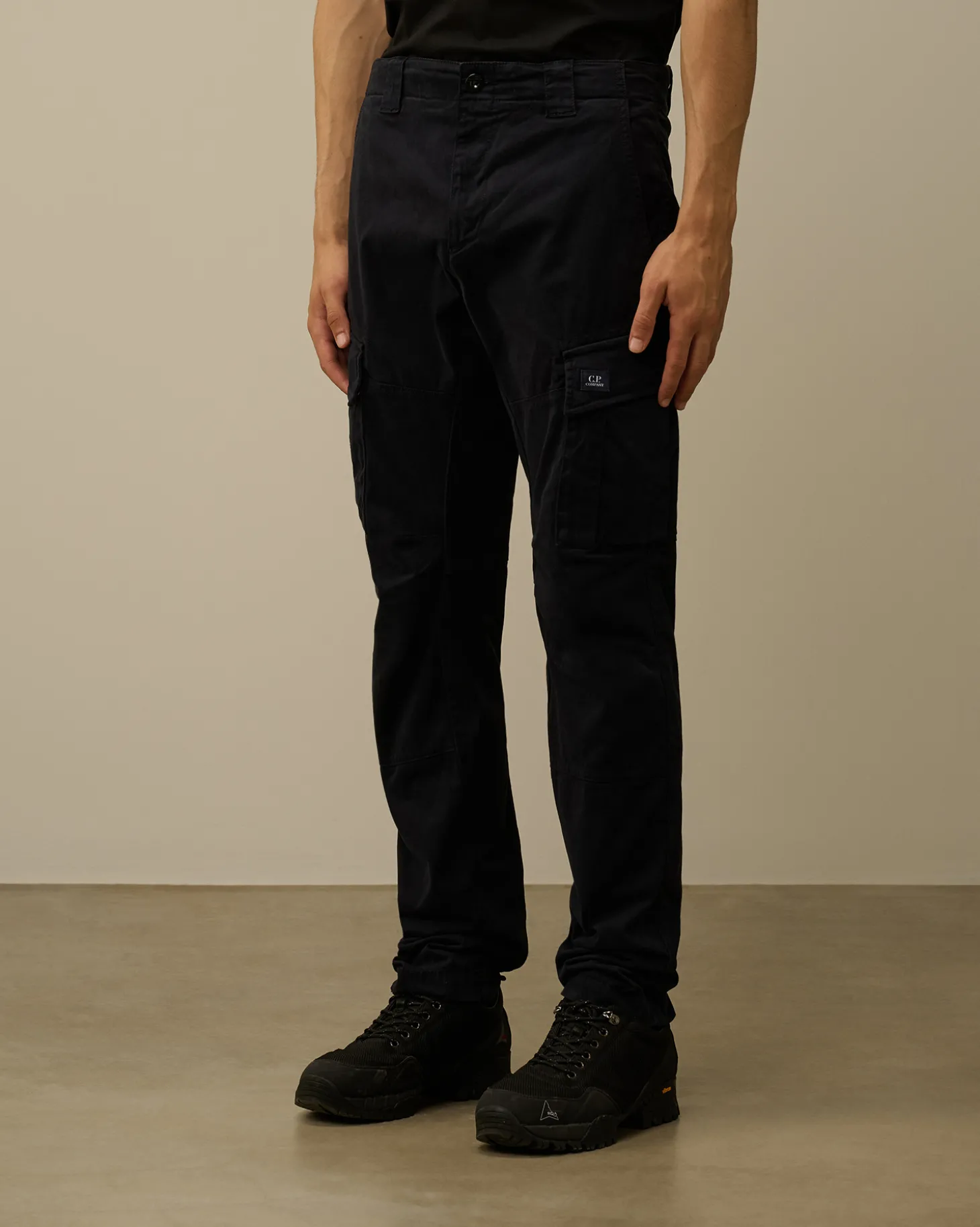 Stretch Sateen Ergonomic Cargo Pants<C.P. Company Best