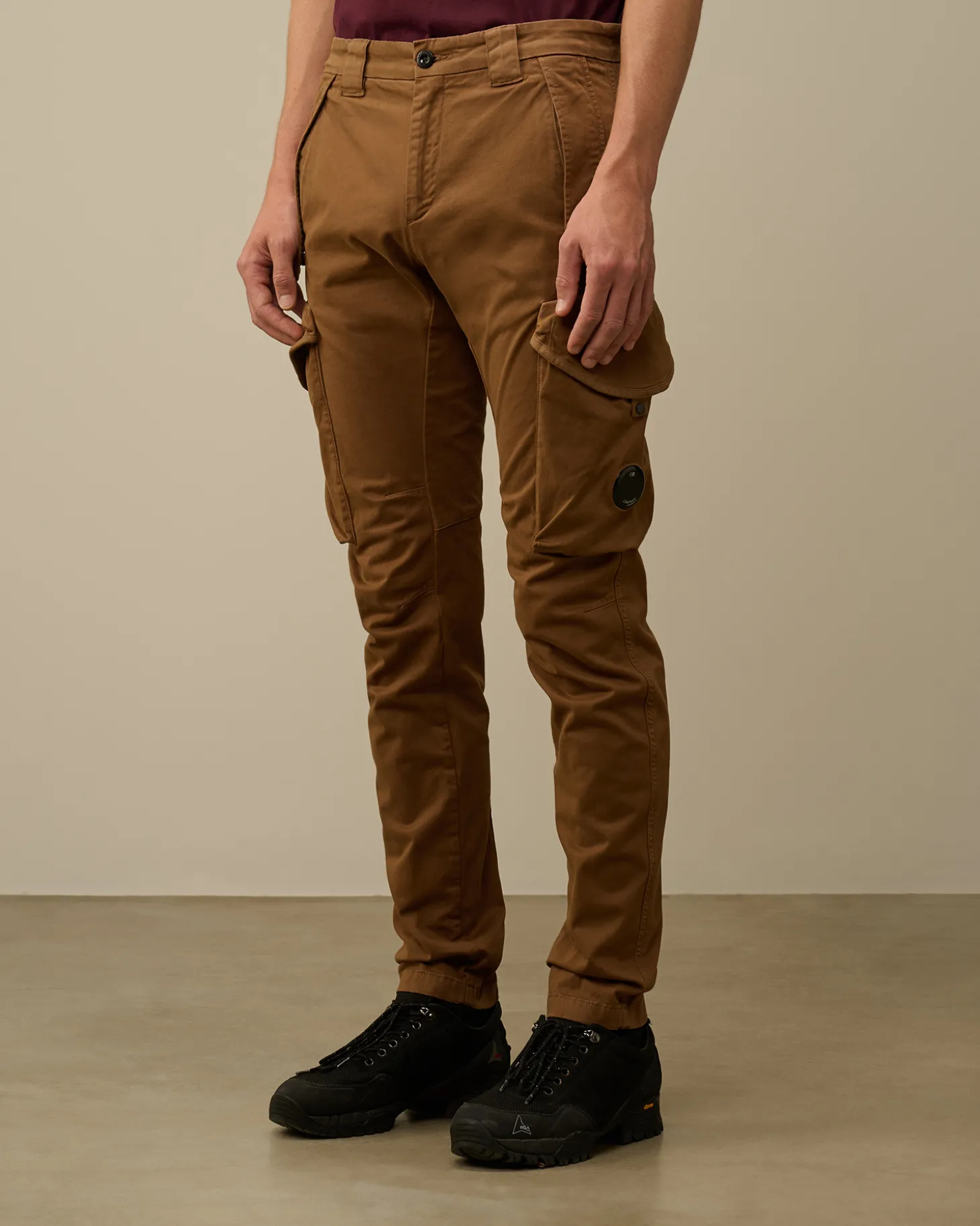 Stretch Sateen Ergonomic Lens Cargo Pants<C.P. Company Best Sale